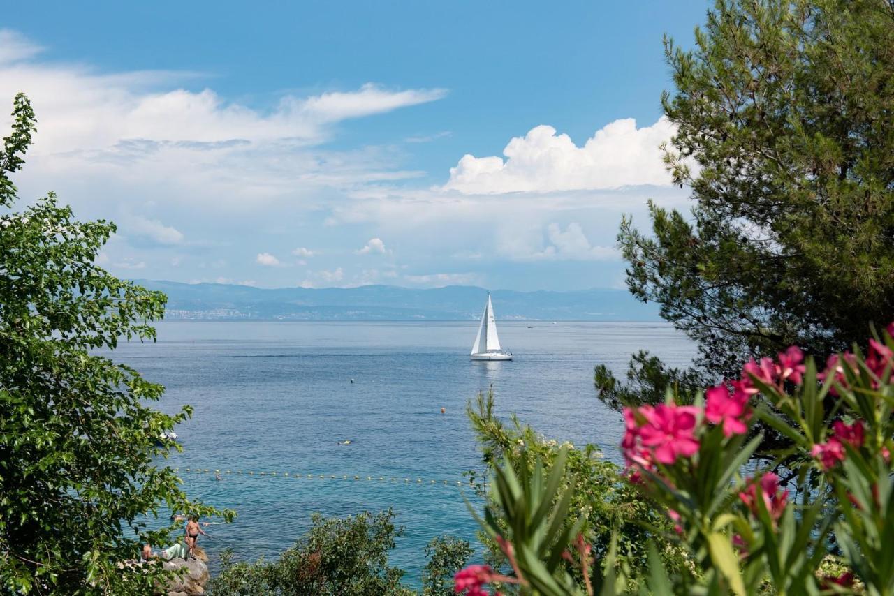 Beachfront Apartment Rosa Del Mar Jardin Mošćenička Draga 외부 사진